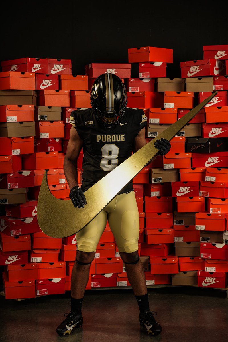McHale Blade (@mchaleblade) on Twitter photo ๐๐๐ค? <a href="/BoilerFootball/">Purdue Football</a> <a href="/AllenTrieu/">Allen Trieu</a> <a href="/SWiltfong_/">Steve Wiltfong</a> <a href="/GregSmithRivals/">Greg Smith</a> <a href="/SinqueTurner/">Coach Turner</a> <a href="/Levi_bradley312/">Levi bradley</a> <a href="/LemmingReport/">Tom Lemming</a> <a href="/EDGYTIM/">Timothy โEDGYTIMโ OHalloran</a> <a href="/CoachJForney/">Josh Forney</a> <a href="/ChadSimmons_/">ChadSimmons</a> <a href="/TomLoy247/">Tom Loy</a> <a href="/On3Recruits/">On3 Recruits</a> #BoilerFootball #purdue #boilerup ๐๐๐ค? <a href="/BoilerFootball/">Purdue Football</a> <a href="/AllenTrieu/">Allen Trieu</a> <a href="/SWiltfong_/">Steve Wiltfong</a> <a href="/GregSmithRivals/">Greg Smith</a> <a href="/SinqueTurner/">Coach Turner</a> <a href="/Levi_bradley312/">Levi bradley</a> <a href="/LemmingReport/">Tom Lemming</a> <a href="/EDGYTIM/">Timothy โEDGYTIMโ OHalloran</a> <a href="/CoachJForney/">Josh Forney</a> <a href="/ChadSimmons_/">ChadSimmons</a> <a href="/TomLoy247/">Tom Loy</a> <a href="/On3Recruits/">On3 Recruits</a> #BoilerFootball #purdue #boilerup
