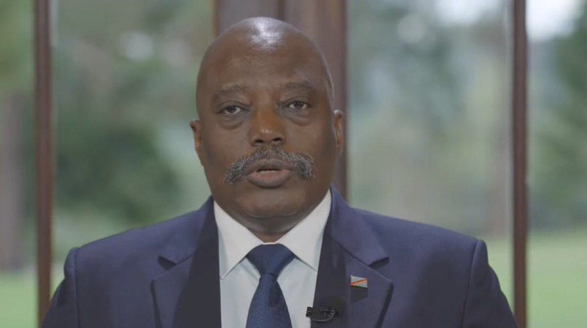 Popaul Matwika (@matwikap) on Twitter photo En rappelant son statut de militaire et son serment sous le drapeau en tant que militaire, non seulement <a href="/josephkabila01/">Joseph Kabila Kabange</a> a violé les lois de la République du fait qu'il a déjà volontairement démissionner des #FARDC, mais aussi, il vient de renforcer sa trahison à la Nation en En rappelant son statut de militaire et son serment sous le drapeau en tant que militaire, non seulement <a href="/josephkabila01/">Joseph Kabila Kabange</a> a violé les lois de la République du fait qu'il a déjà volontairement démissionner des #FARDC, mais aussi, il vient de renforcer sa trahison à la Nation en