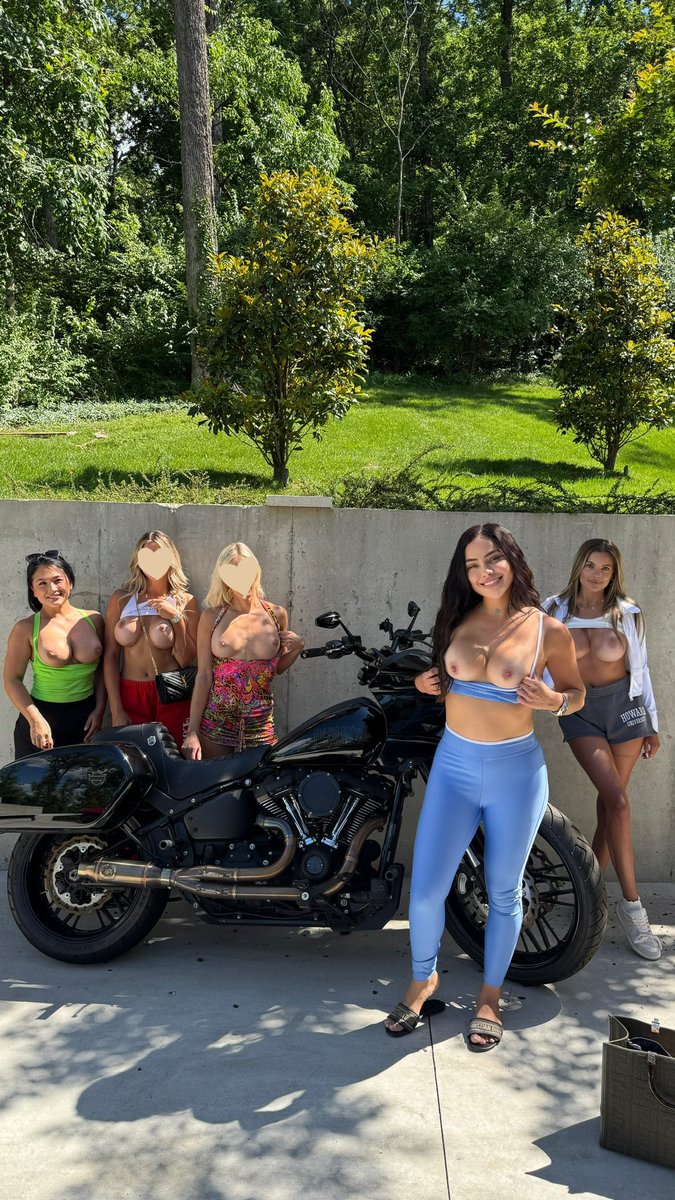 Leave a motorcycle, get a bunch of titties. Seems like a good deal to me 🤷🏼‍♀️ <a href="/jordinswetof/">Jordinswetof 0.1%</a> <a href="/reixxsky/">Reí Sky</a> <a href="/Bellarae1999/">BirdieBella</a> <a href="/TxSnacks/">TEXAS SNACKS</a>