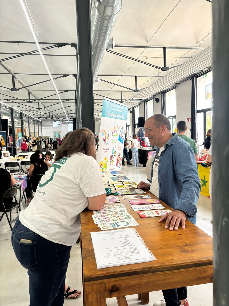 🎉 Avui hem pogut conèixer de primera mà la tasca incansable de les associacions i entitats a la fira de la solidaritat a Inca. Gràcies al conseller Àlex Sáenz de San Pedro per acompanyar-nos en aquest acte tan important! 🤝 #RecuperamInca