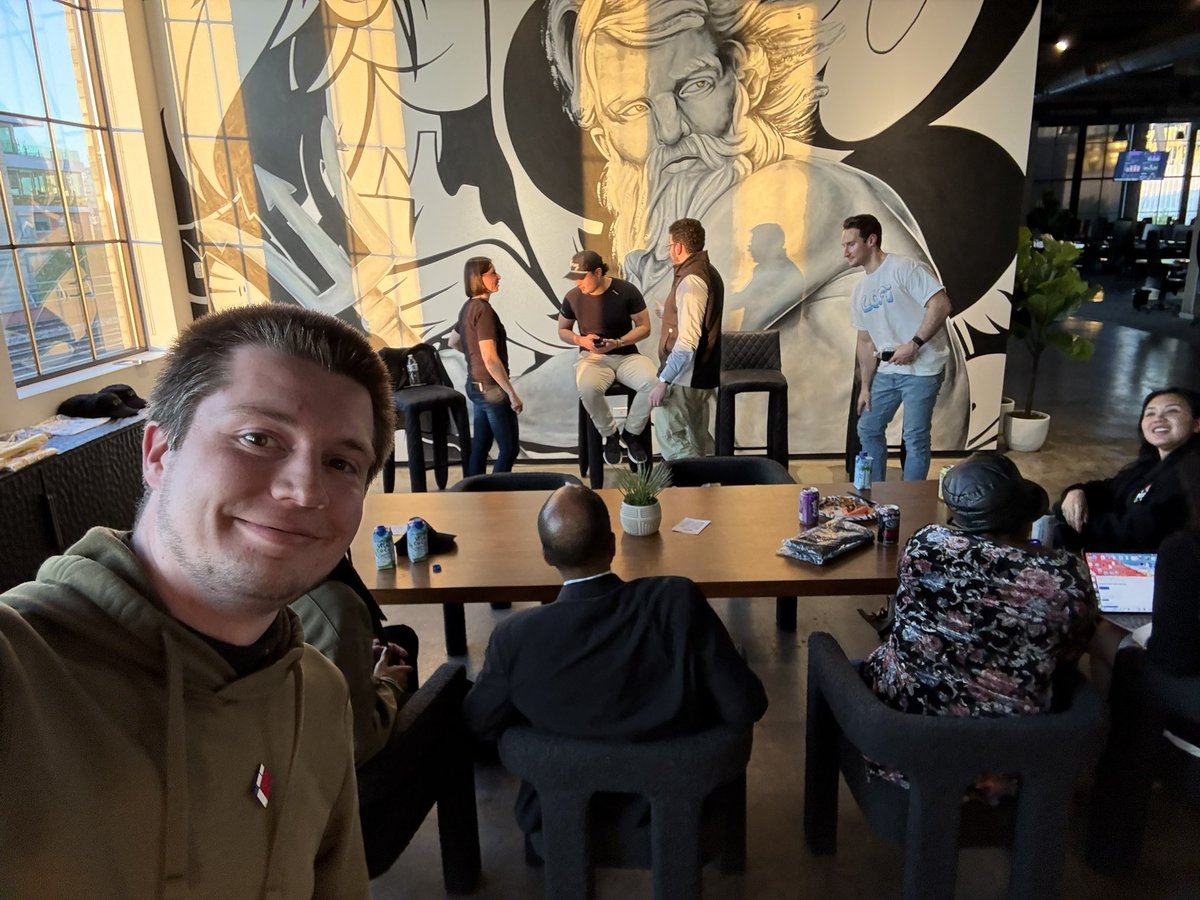 Learning about SUI at <a href="/cubexch/">CUBE</a> 
Ty <a href="/PdxNova/">Alex Nova</a> and all the speakers