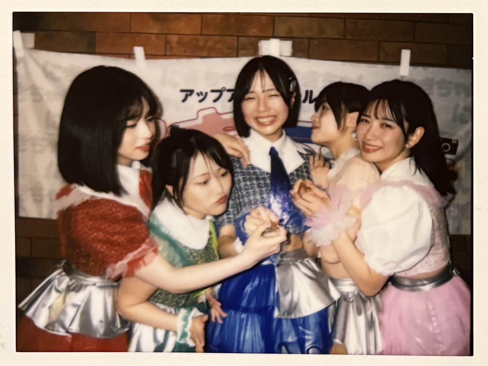 アール チェキ探しの旅中★ページです❤️ にじさんじ おでかけOriens チェキ風カード 佐伯イッテツ - メルカリ