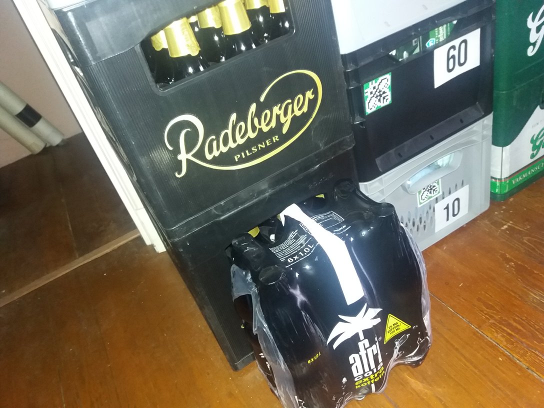 No scenic shot today but we'll do a little quiz instead - Who knows which two classic Atari parties are associated with the drinks shown in this photo? First person to guess correctly gets a free drink in Ommen 😊