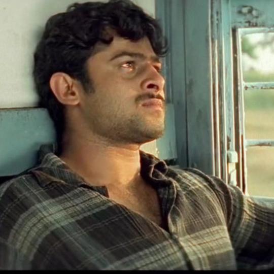 DarlingsWorld79's tweet photo. Being a fan of #Prabhas since #Varsham one thing I can confidently say,
Those days are the best!
No expectations on Casts, Genres, Characterizations, Looks.
No forced trolls, paid trolls, paid articles/posts—blind hatred.
Just pure enjoyment by watching #Prabhas𓃵 #MemorableDays https://t.co/5fi23nRNYZ