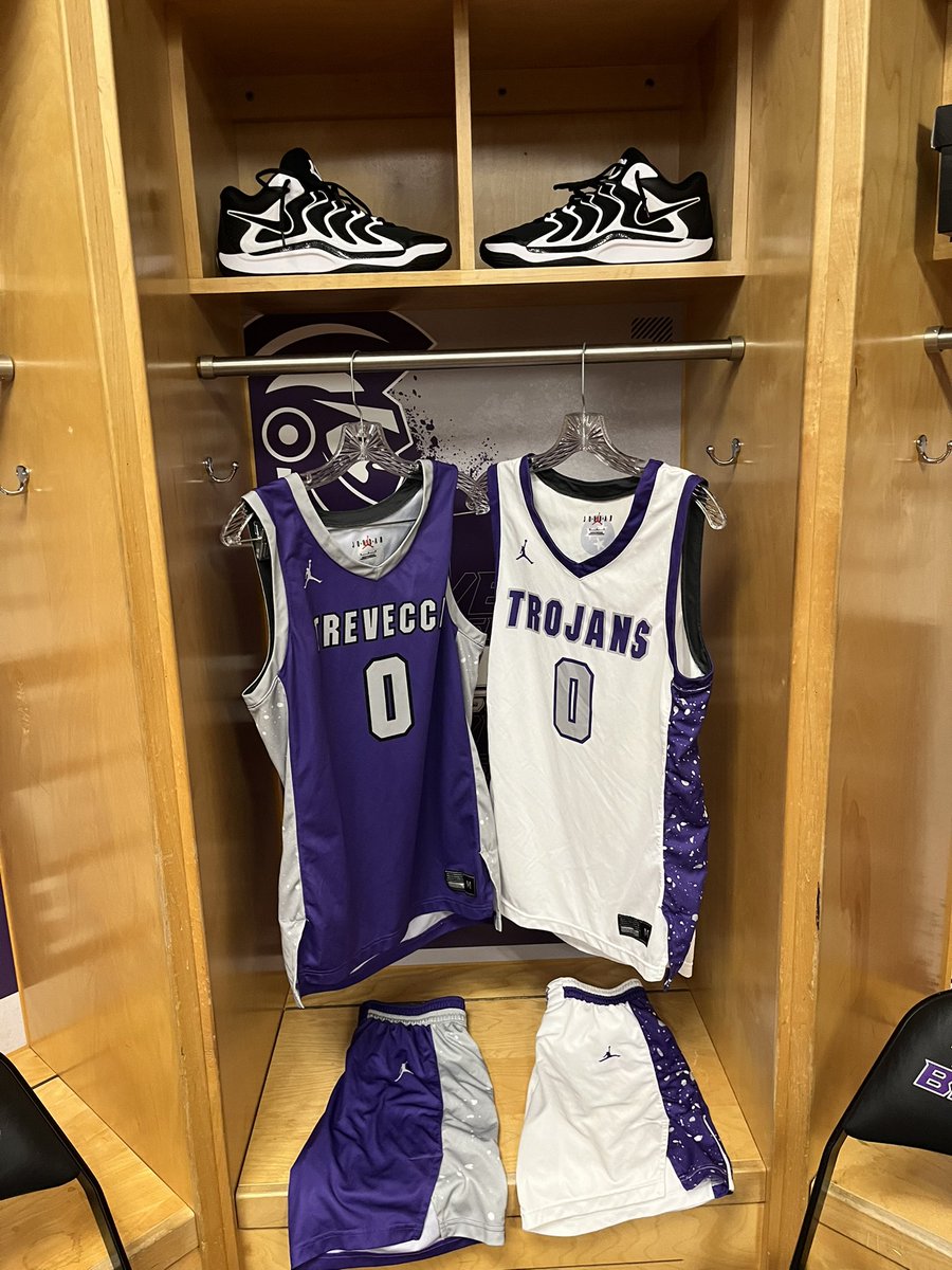Owen Lentz (@owen_lentz) on Twitter photo Thank you <a href="/CoachNateMoran/">Nathan Moran</a> and the rest of the coaching staff for a great unofficial visit to Trevecca Nazarene University!!!
<a href="/KnoxWebbHoops/">Webb Basketball</a>
<a href="/BMazeElite/">B. MAZE ELITE AAU</a> Thank you <a href="/CoachNateMoran/">Nathan Moran</a> and the rest of the coaching staff for a great unofficial visit to Trevecca Nazarene University!!!
<a href="/KnoxWebbHoops/">Webb Basketball</a>
<a href="/BMazeElite/">B. MAZE ELITE AAU</a>