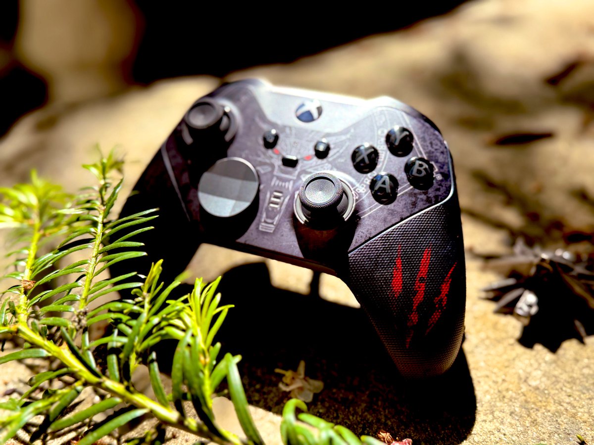Smartphone photography has evolved tremendously. So has The Witcher 3: Wild Hunt - a decade later, its story is far from over.

Thanks for this amazing controller <a href="/XboxDACH/">Xbox DACH</a> <a href="/GMaxee/">Maxi Gräff</a> <a href="/JustShial/">Shial</a> ❤️‍🔥