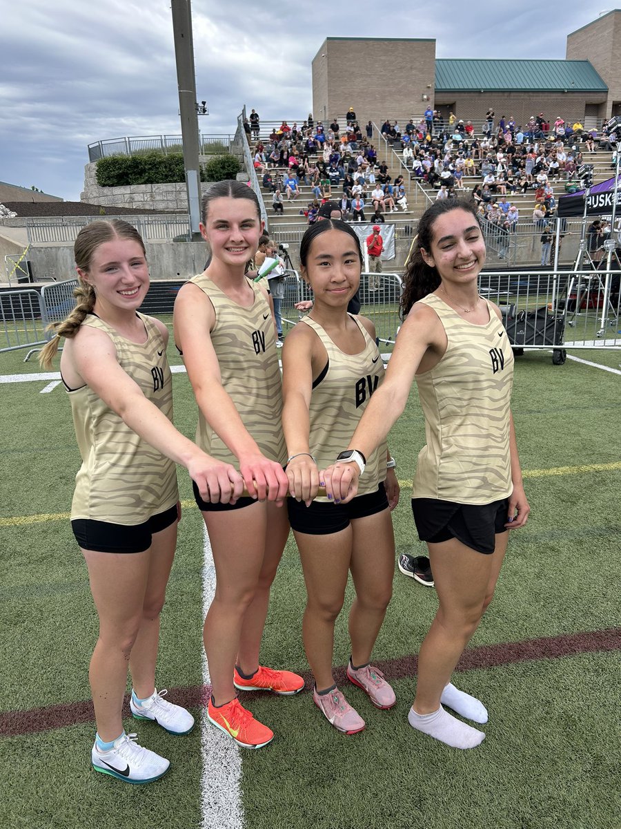 bvhs_XC's tweet photo. 4x800 RELAYS  STATE QUALIFIED

• BOYS — Brayden Troutman, Drew Howell, Carter Moser, Miles Faulkner

• GIRLS — Macy Triplett, Paige Faulkner, Madison Wang, Dayna Bemiss

‼️ 2025 REGIONAL CHAMPIONS ‼️

@BVHSTrack @bvhs_tigers @bvschools @kansasrunning @sportsinkansas https://t.co/dWvm6qGKZB