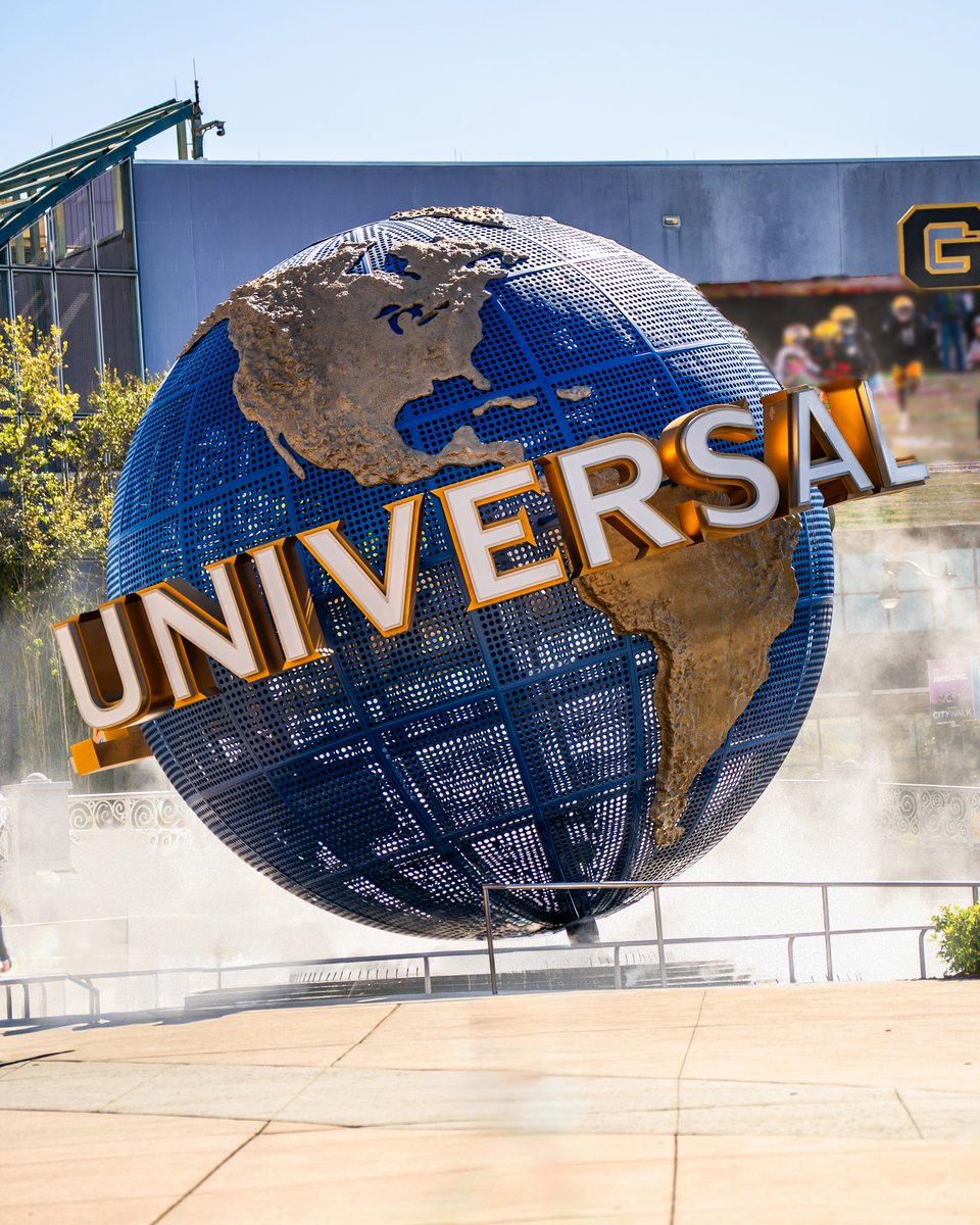 UniversalORL's tweet image. Four parks, four icons 🤩