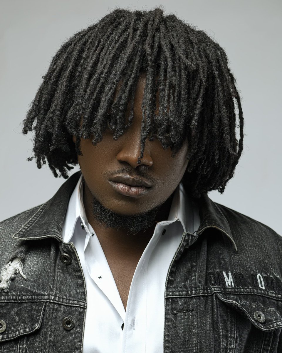 Jodi a se Fèt Tchele Beng (<a href="/TcheleL553922/">Tchele Beng E.M.L.E</a>), youn nan rapè anndan Evazyon. Tchele Beng se yon talan inik ki souvan demake l pa teknisite l ki se fòs de frap li. Fanmi Evazyon an di l byen selebre All Day..

#TcheleBeng
#Birthday
#Eritaj
#Evazyon