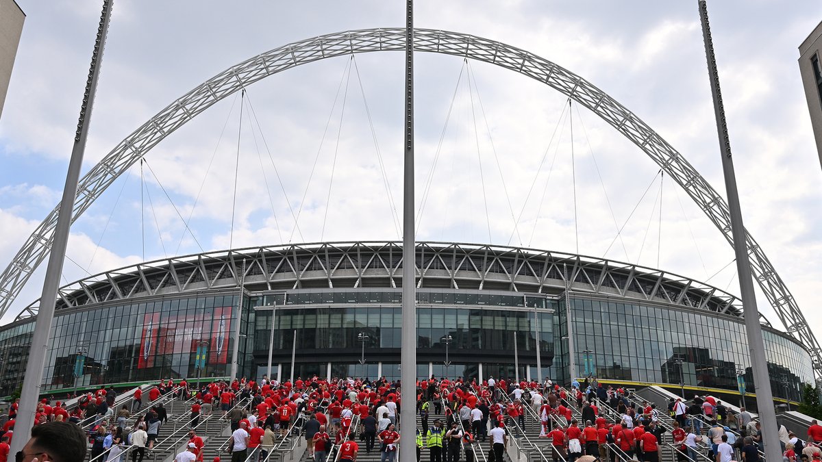 🍔🥤 Food &amp; drinks will be available inside Wembley Stadium, but please note:

💳 Card payments only – cash will not be accepted in the ground.

Plan your matchday! 👉 wembleystadium.com/plan-your-visi…
