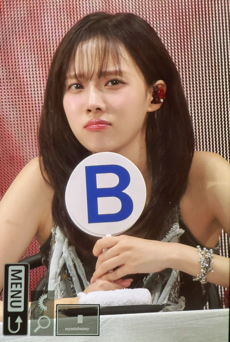 ae_snowflake's tweet image. 😆A                                  🤨B

ウィンターの豊かな表情本当に魅力的すぎ🥹🥹🥹🫶🫶🫶