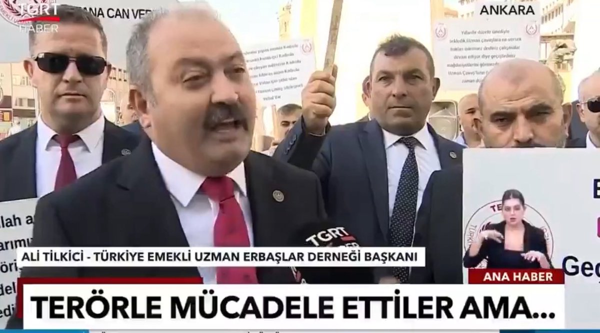 Değerli Arkadaşlar 
Temud Derneği Genel Kurulu yapılalı 1 Yıl oldu.
2847 sayılı yasaya uygun,7281  Sayılı yasayla kurulan Kamu yararına Asker Derneği.
Amacı Türk Silahlı Kuvvetlerinde görev yapan Uzman Çavuşların sosyal,Hukuki,Özlük haklarınının geliştirilmesi için Devlet