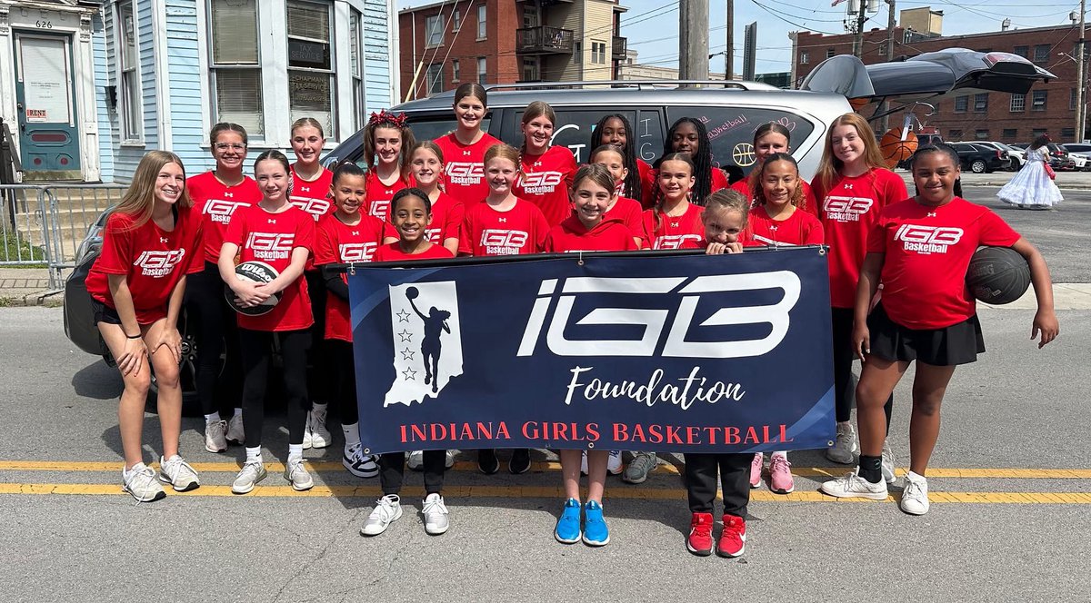 IGB Foundation (@igb_foundation) on Twitter photo Check out this crew at the Indy 500 Festival Parade between rows 8 and 9 drivers and behind the Marching Moroons. <a href="/IGB_Hoops/">Indiana Girls Basketball</a> Check out this crew at the Indy 500 Festival Parade between rows 8 and 9 drivers and behind the Marching Moroons. <a href="/IGB_Hoops/">Indiana Girls Basketball</a>