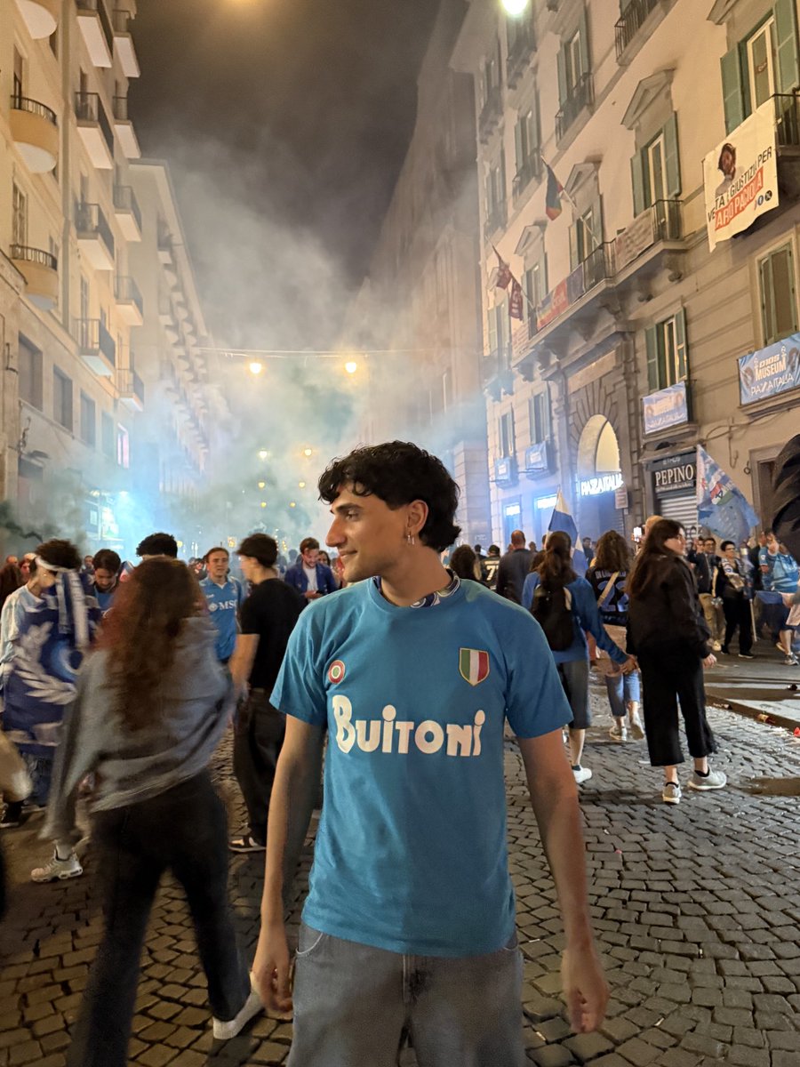 Simonev4l3's tweet image. Cos’è il fuorigioco? ⚽️