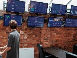 The prime minister’s office should have big 69’’ screens with key KPIs on it.

GDP, national happiness, budget deficit, big capital investments, unemployment rate.

And daily standups about these. 

What gets measured, gets managed.