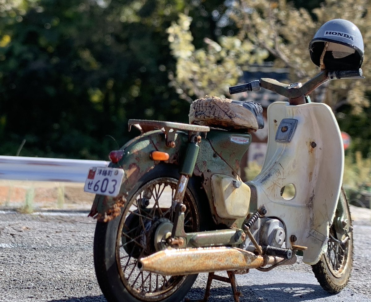 #あなたは何モデラーですか
バイク作るの好き