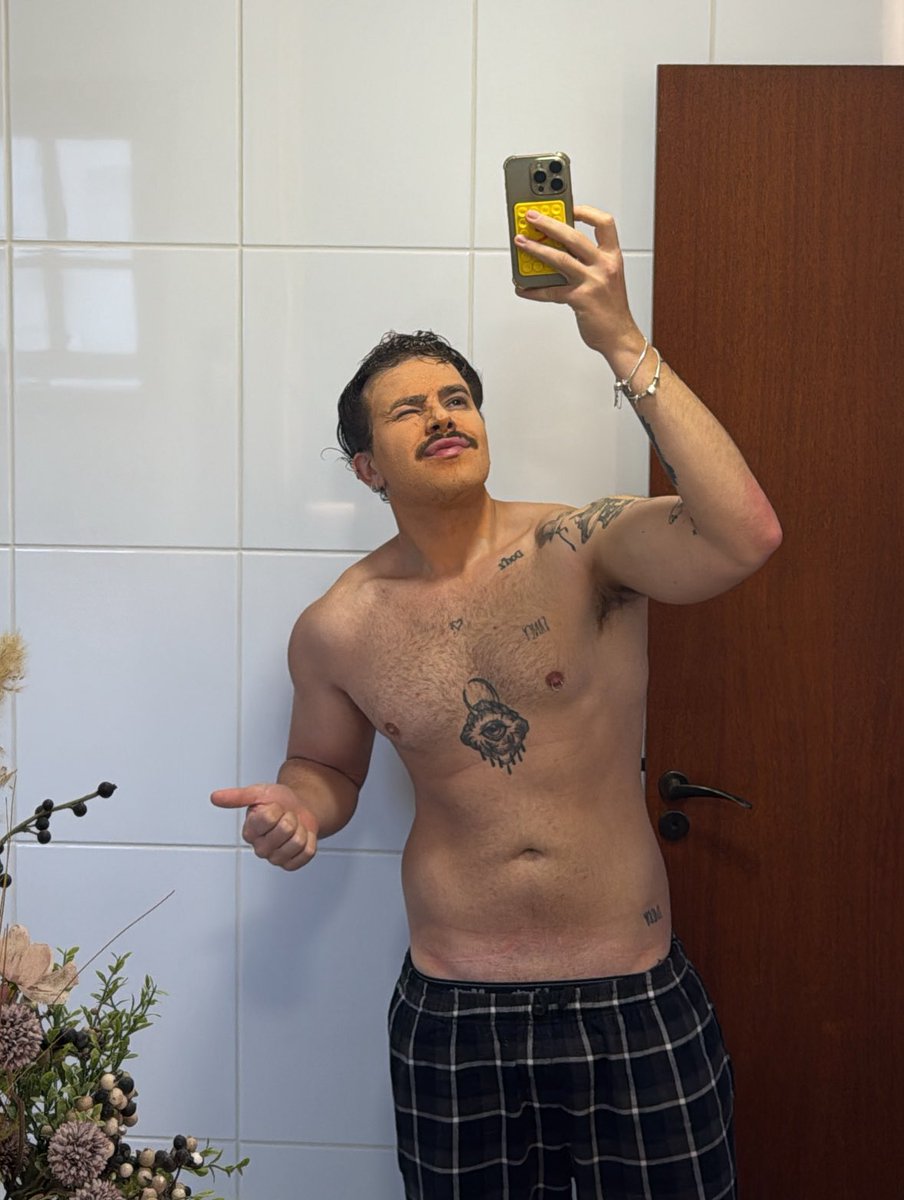 _Odorizzi's tweet photo. 🧖‍♂️🧖‍♂️ https://t.co/ybAKHsLpNO