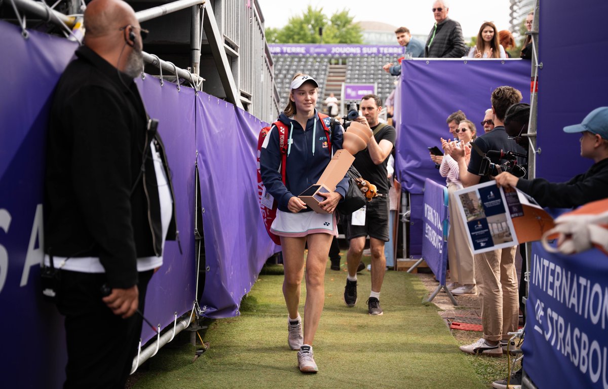 GruWOvwXQAAXd0z?format=jpg&name=medium