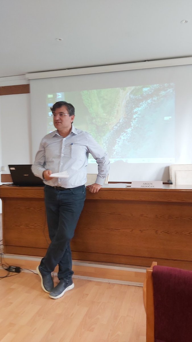 Argun Akdoğan hocamız kapanış ve değerlendirme oturumunda konuştu.