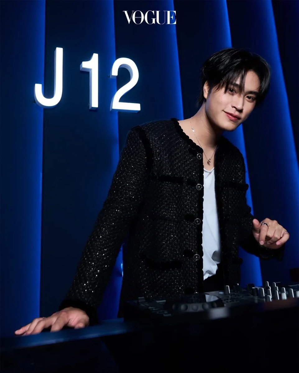 ลูกหลานชาเนล J12 มาเสิร์ฟแล้วพี่ 

GEMINI AND J12 BLEU HOUR
#CHANELJ12BleuxGEMINI
#J12 #CHANELWatches
#Gemini_NT #เจมีไนน์ <a href="/gemini_ti/">gemini_nt</a>