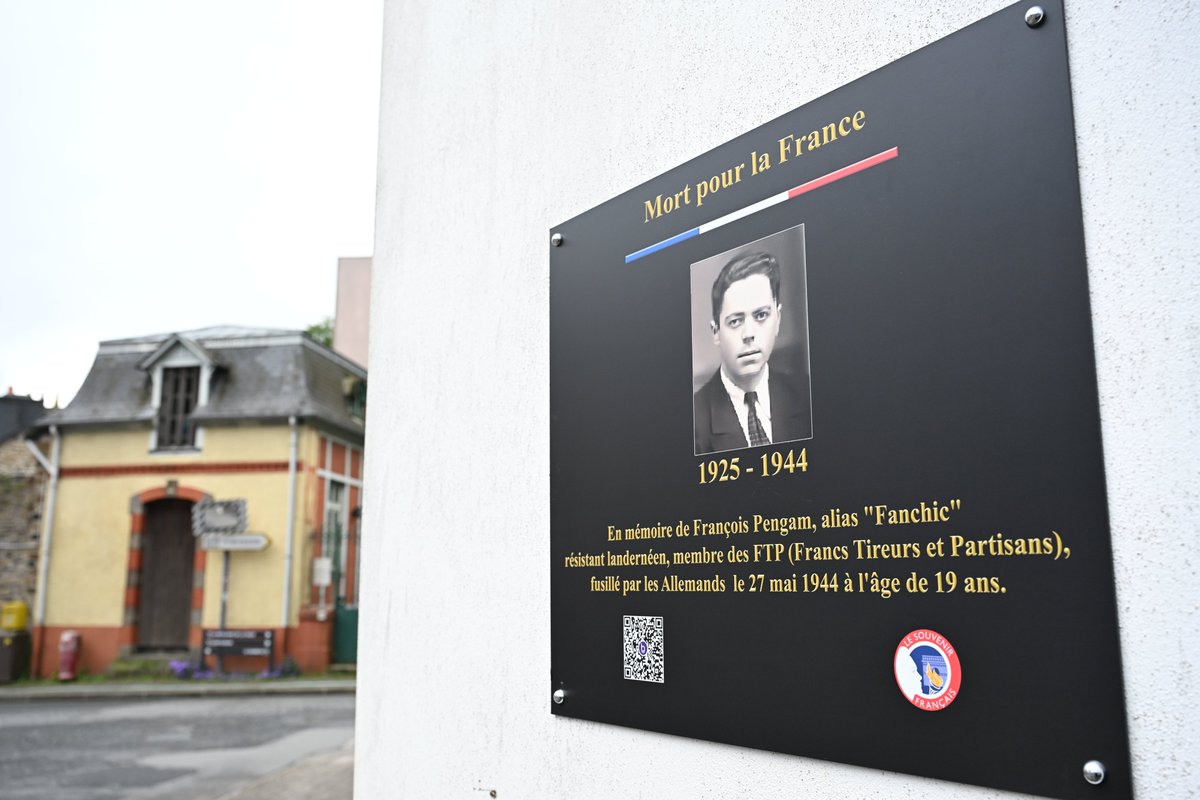 Ce matin, hommage au résistant landernéen François Pengam, fusillé à Brest le 27 mai 1944.

Dévoilement d'une plaque comportant son portrait dans la rue qui porte son nom.
