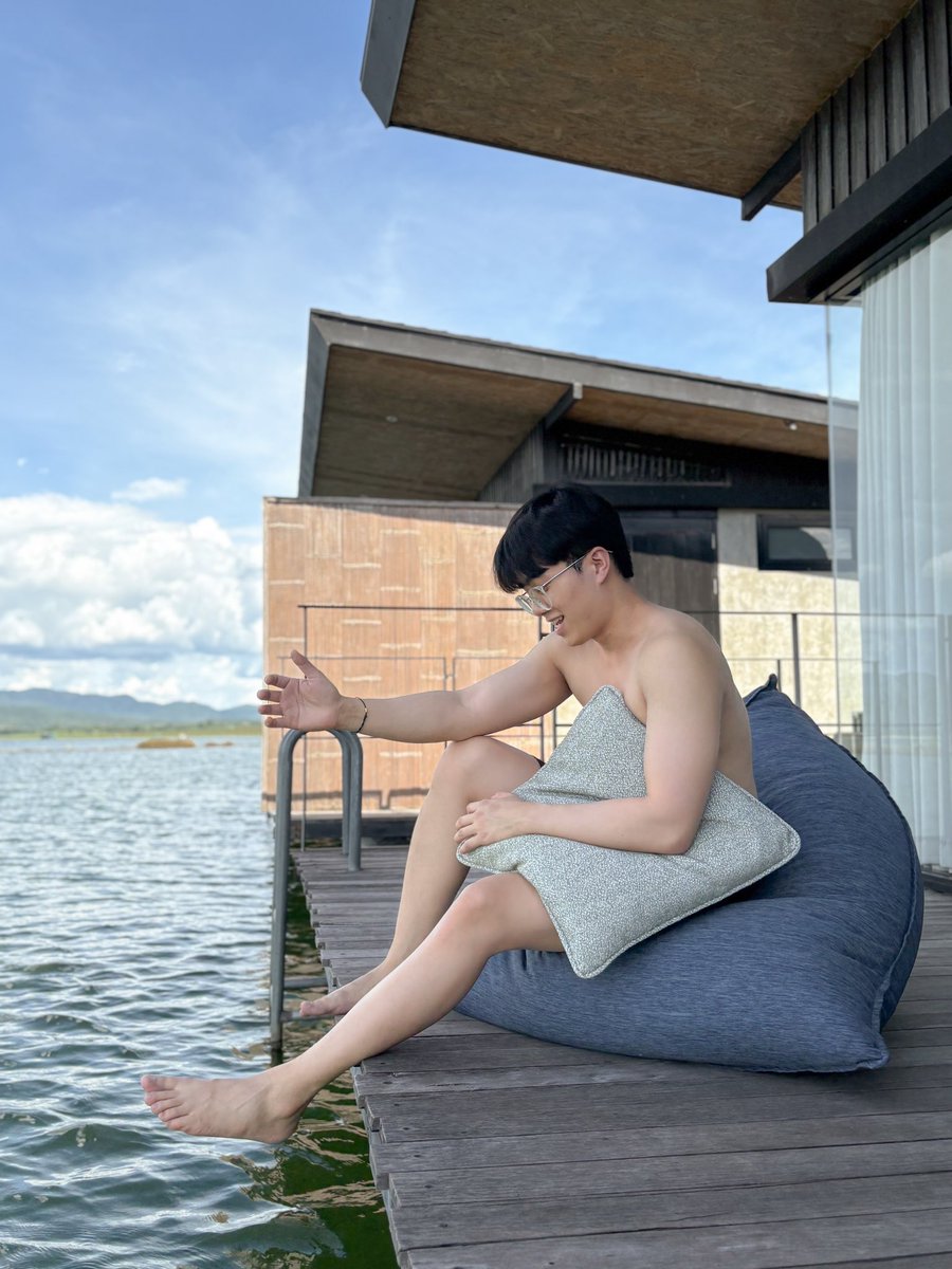 หมอนบังพุงแปป 😂