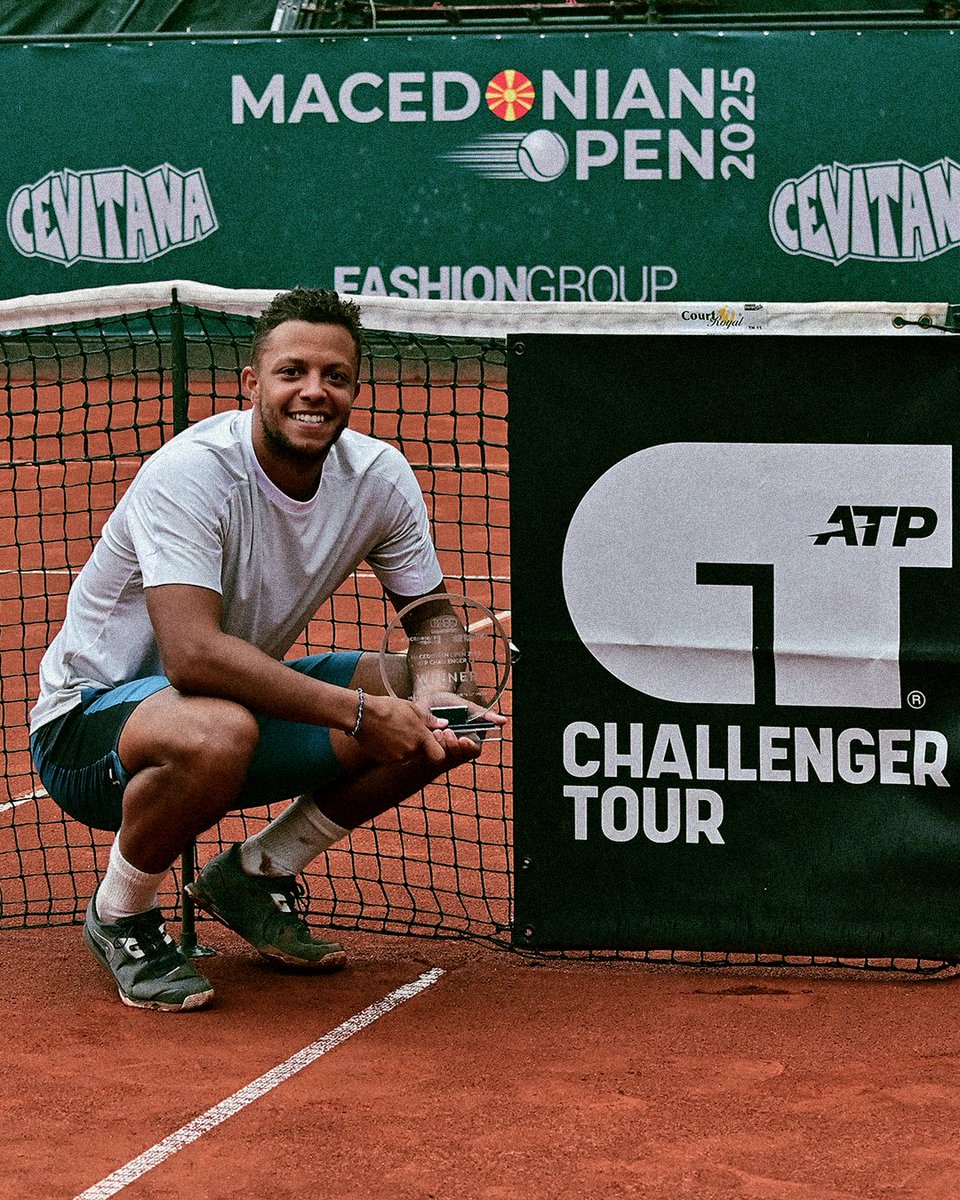 First title since April 2022 🏆🙌

<a href="/JayClarkeNo1/">Jay Alexander Clarke</a> denies Fatic 6-2, 6-3 in Skopje!

#ATPChallenger | <a href="/the_LTA/">LTA</a>