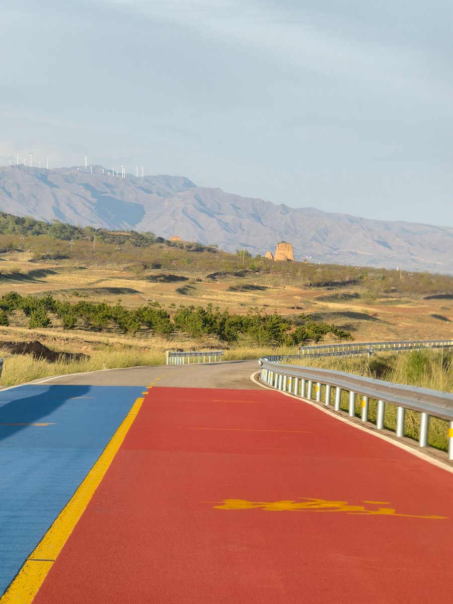 Sharing Travel (@tripinchina) on Twitter photo The Great Wall No.1 Tourist Highway in Shanxi. Worth visiting. The Great Wall No.1 Tourist Highway in Shanxi. Worth visiting.