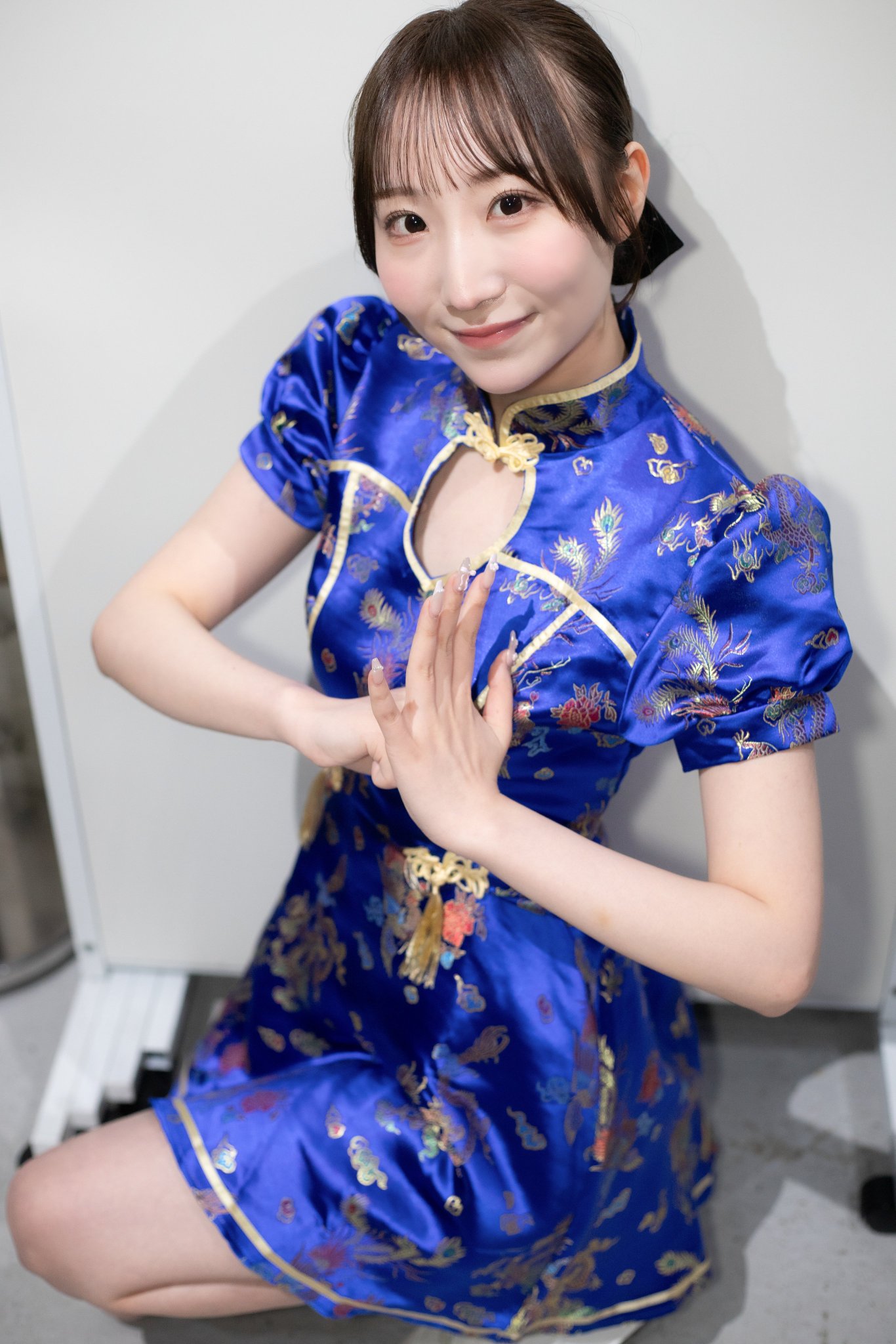 Amazon.co.jp: ねこに転生したおじさん[ポストカード]ダイカット