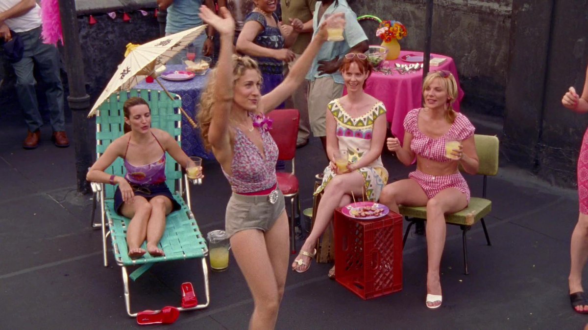dumbandfunn's tweet photo. weekend plans <3 https://t.co/H7iGViElQC