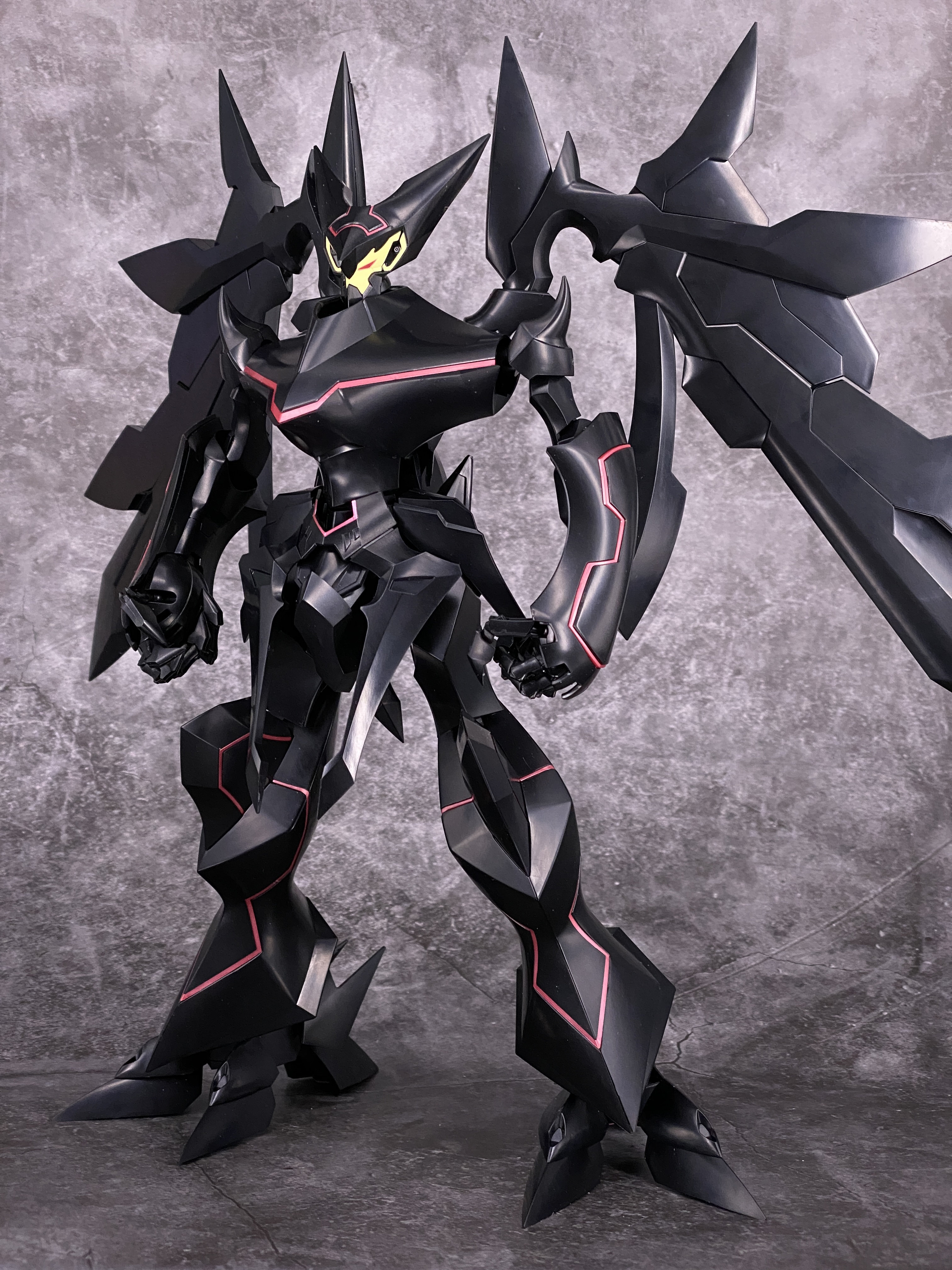 スパロボOG』アストラナガンがSMPで食玩プラモデル化！各種武装