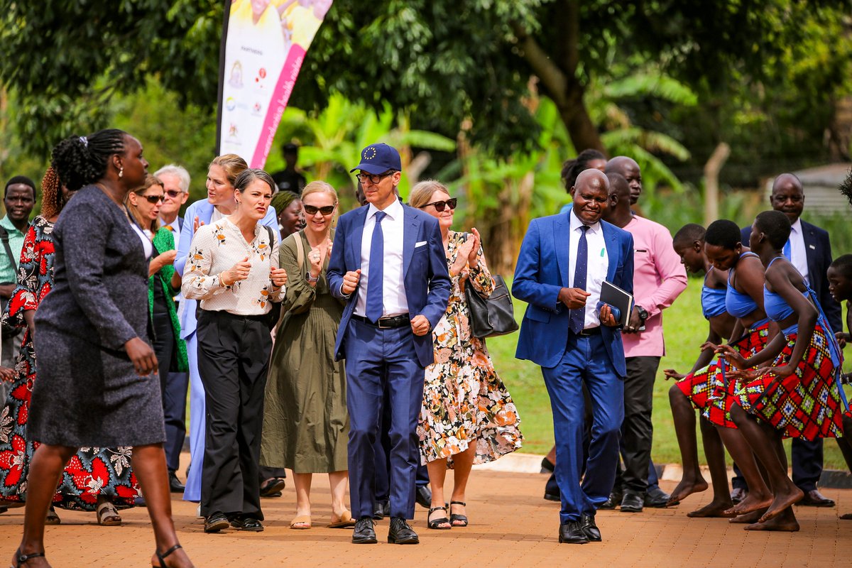 Our #TeamEurope visit to Gulu, Northern Uganda was was nothing short of inspiring. From the warmth of the people to the vibrancy of the culture, #EUHoMsinGulu were welcomed with open arms. 

#EUandUganda 🇪🇺🤝🇺🇬