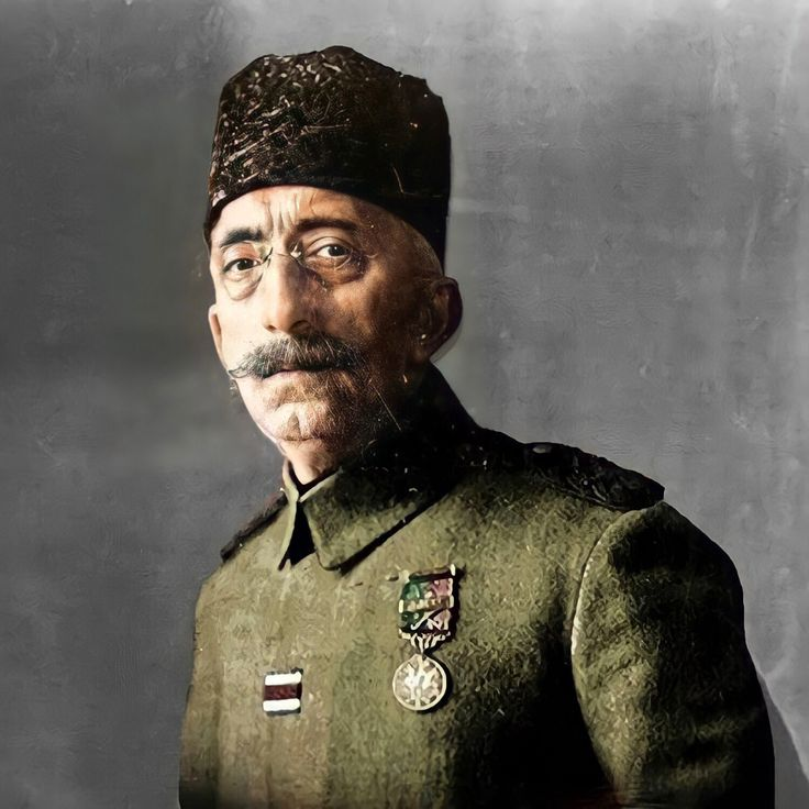 durbunhaber's tweet photo. 📢 Hacı Yakışıklı:

▪️Mustafa Kemal'i yetkilendirip Bandırma Vapuru'ndaki 48 kişilik ekiple gönderen Vahdettin Han'dır! 

Okul kitaplar�� bu ger��eği hiç yazmadı. https://t.co/My10RkCt2z