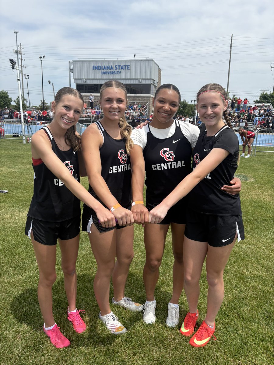 CGMSCTrack's tweet image. Girls 4x100 4th at state with a NEW SCHOOL RECORD! 50.78! Stella Butterfield, Brooklyn Widegren, Gabriella Gilliard and Alyssa Lowden!