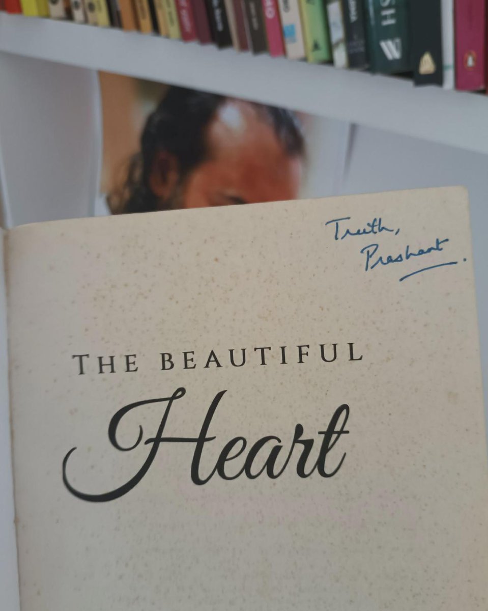 maulik chauhan (@maulikchauhan_) on Twitter photo My favourite book
सबसे पहली किताब 5 साल पहले ऑर्डर की थी जो आचार्य जी के ऑटोग्राफ के साथ मिली थीं तब खुशी से आंखे छलक गई थी।हर बार पढ़ने से कुछ नया मिलता है!
अब फिर से पढ़ रही हु।
Must read 💟
Posted by Janhavi patel on Gita Community Feed.
<a href="/Advait_Prashant/">Acharya Prashant</a>
<a href="/Prashant_Advait/">PrashantAdvait Foundation</a> My favourite book
सबसे पहली किताब 5 साल पहले ऑर्डर की थी जो आचार्य जी के ऑटोग्राफ के साथ मिली थीं तब खुशी से आंखे छलक गई थी।हर बार पढ़ने से कुछ नया मिलता है!
अब फिर से पढ़ रही हु।
Must read 💟
Posted by Janhavi patel on Gita Community Feed.
<a href="/Advait_Prashant/">Acharya Prashant</a>
<a href="/Prashant_Advait/">PrashantAdvait Foundation</a>