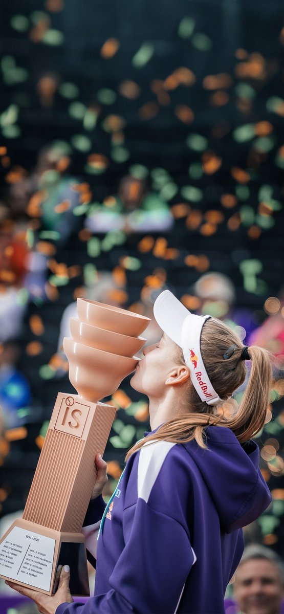 TennisWPHQ's tweet photo. 🇰🇿 Elena Rybakina | Tennis Wallpapers 📱
#IS25 | #WTA https://t.co/QpY0ooJAzd