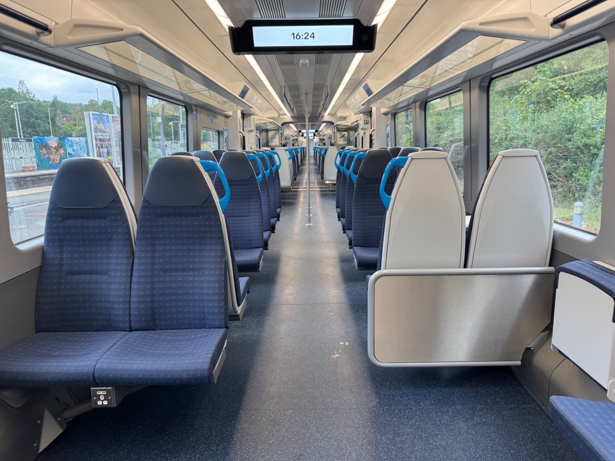 Ash992478's tweet photo. @SW_Help @railroamer I’m on one right now? https://t.co/q7ZvVzNaIQ