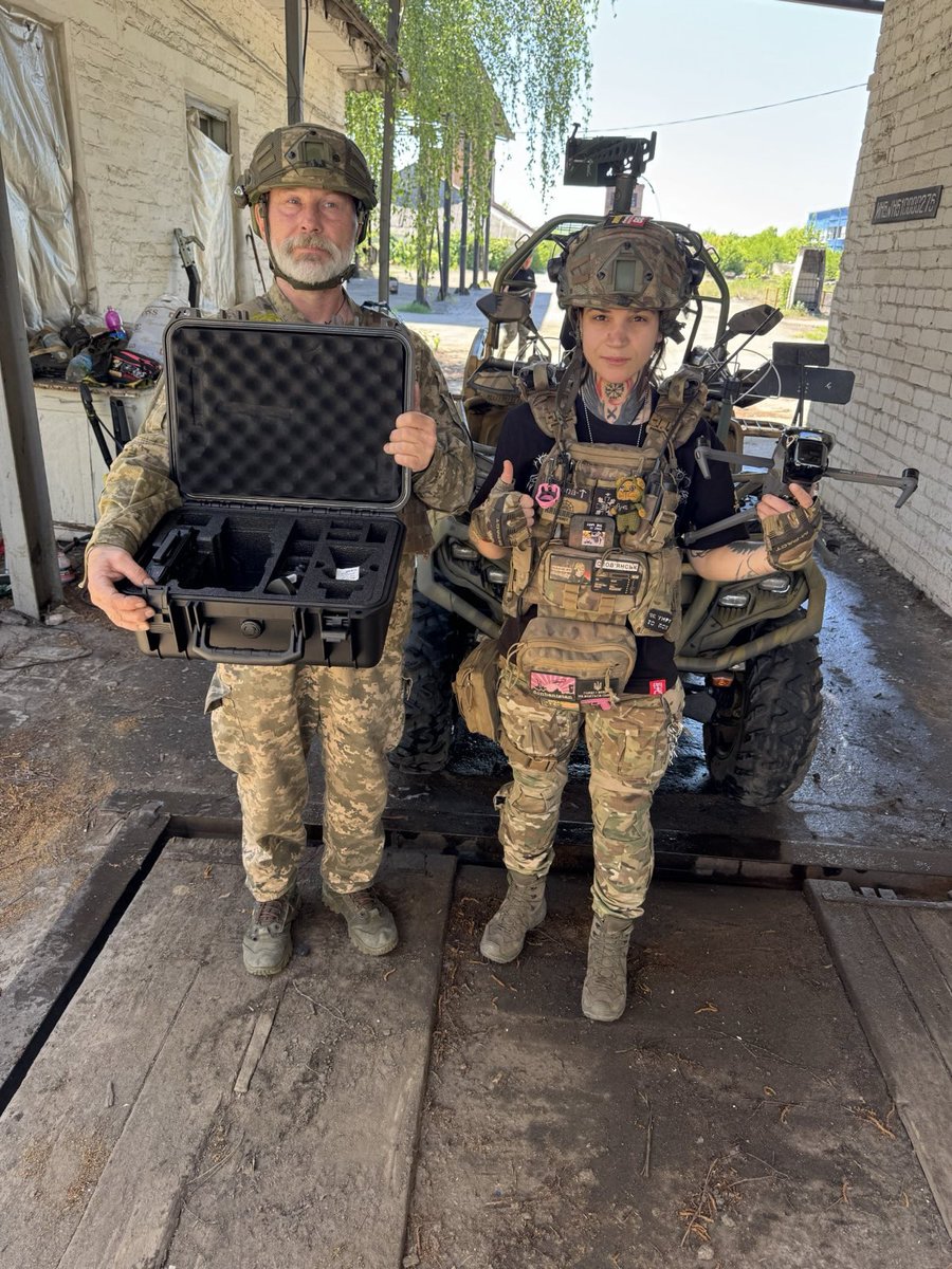 Další termální dron Mavic 3T ( cena 109 000 Kč) předán na bojovou pozici Runě. 
Děkuji že pomáháte. znesnaze21.cz/sbirka/skutecn…