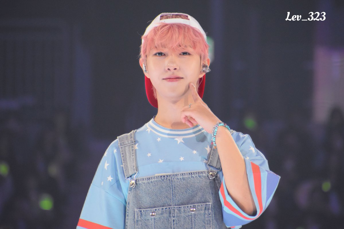 きつねそば tweet media