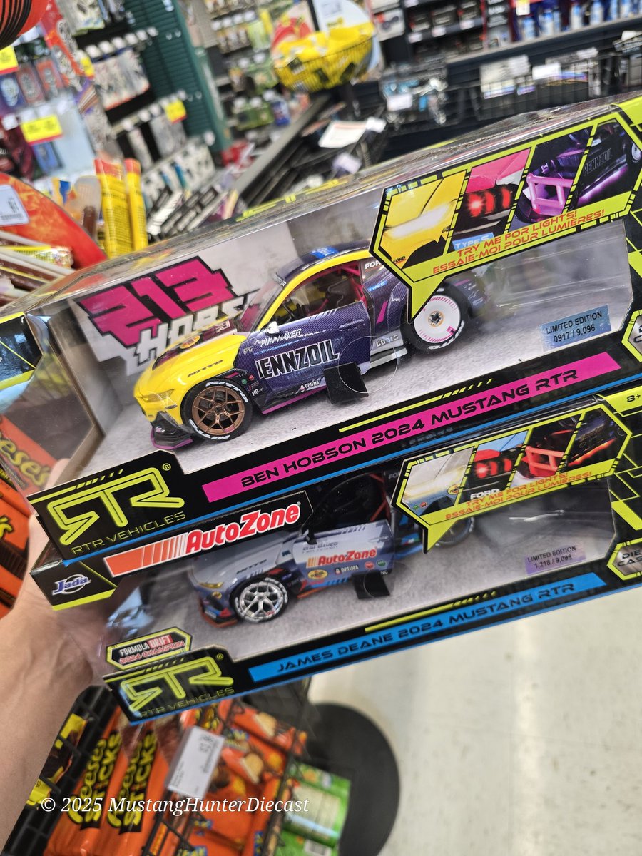 MUSTANG HUNTER DIECAST tweet media