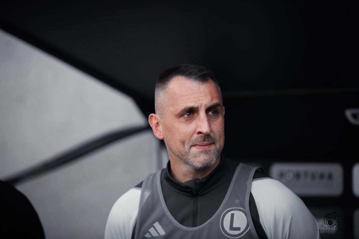 Kasiaa1916's tweet image. Widząc wzruszonego Michała Kucharczyka, mnie również dopadły łzy 🥺🫶🏻
#LEGSTM #KuchyKing #legiawarszawa #legia