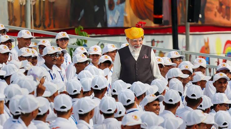 NotAgainDipa's tweet photo. Gaalibaz nalayak aurat teri aankhe khol k dekh le.... https://t.co/KKiTiRHTbb