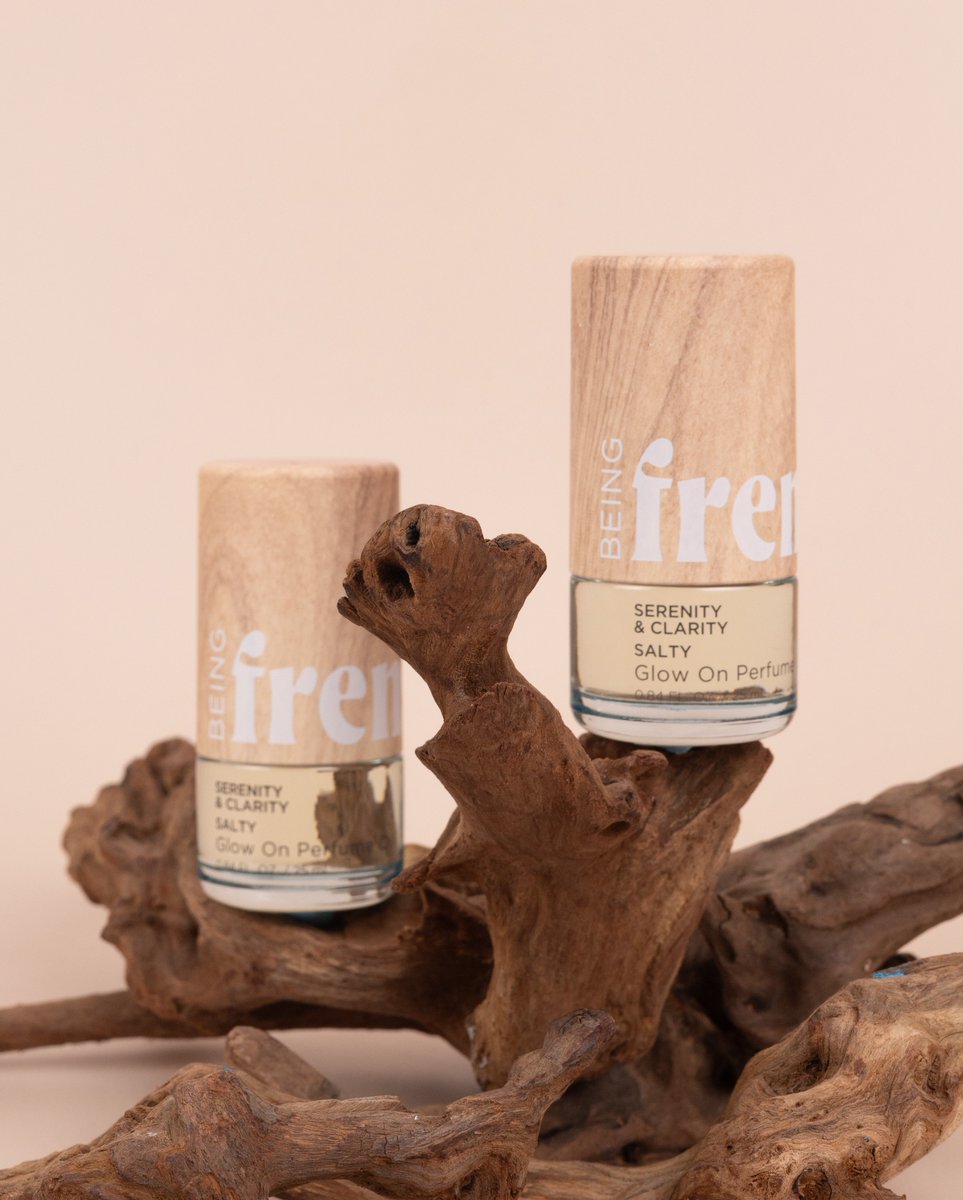 Influenster's tweet photo. Smell that? It’s your next obsession.

Find it below 👇💖
https://t.co/DGoMCQWmSs https://t.co/w9JU30DUnH