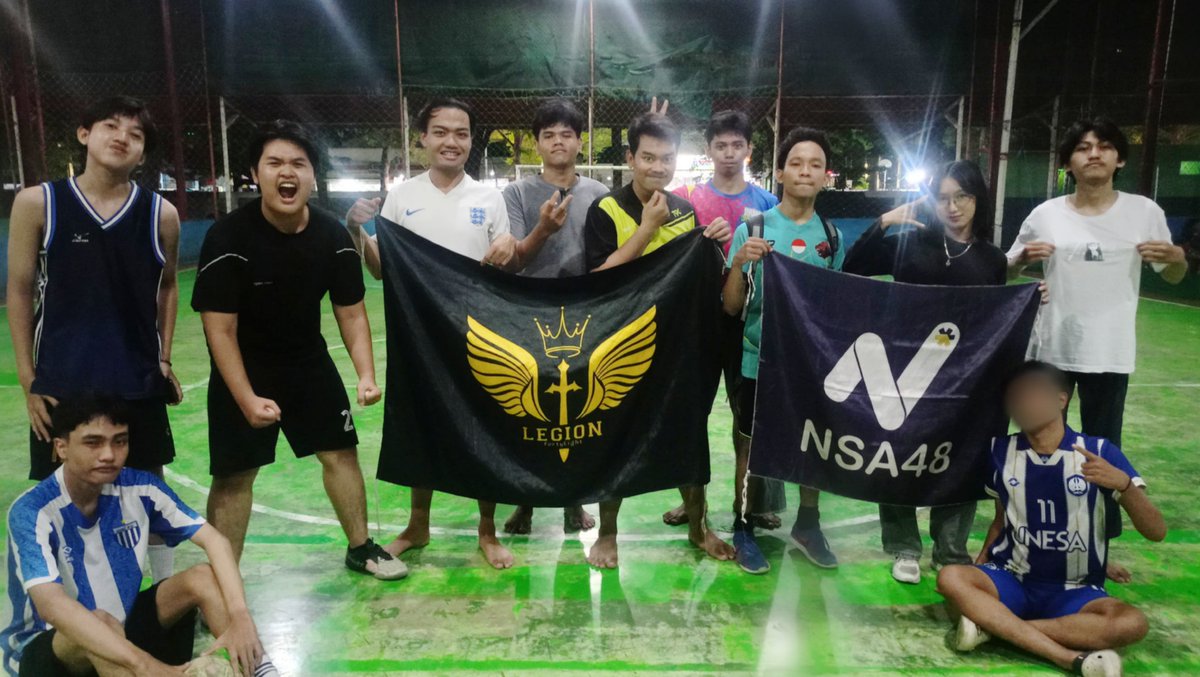 Terimakasih fun futsal nya😃😁 <a href="/legion_jkt48/">LEGION48</a> 

*admin misterius