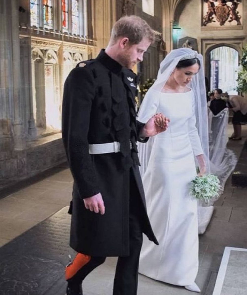 Meghan Markle lied about being pregnant to get Prince Harry to marry her quickly, which is also why her wedding dress has so much extra space in the stomach area 

How can a wedding/marriage be happy when it’s built on fraud?