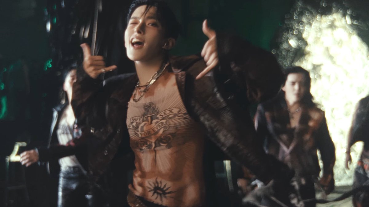 DK WHAT IS THAT SHIRT