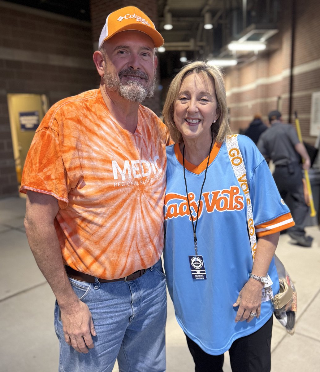 Donde Plowman (@dondeplowman) on Twitter photo It was great to see Shane Sloan, a member of our fantastic University Printing and Mail team, at the <a href="/Vol_Softball/">Tennessee Softball</a> game last night. Love to see the way our faculty and staff support our student-athletes. We will be ready to cheer on <a href="/Vol_Softball/">Tennessee Softball</a> again tonight! #GBO It was great to see Shane Sloan, a member of our fantastic University Printing and Mail team, at the <a href="/Vol_Softball/">Tennessee Softball</a> game last night. Love to see the way our faculty and staff support our student-athletes. We will be ready to cheer on <a href="/Vol_Softball/">Tennessee Softball</a> again tonight! #GBO