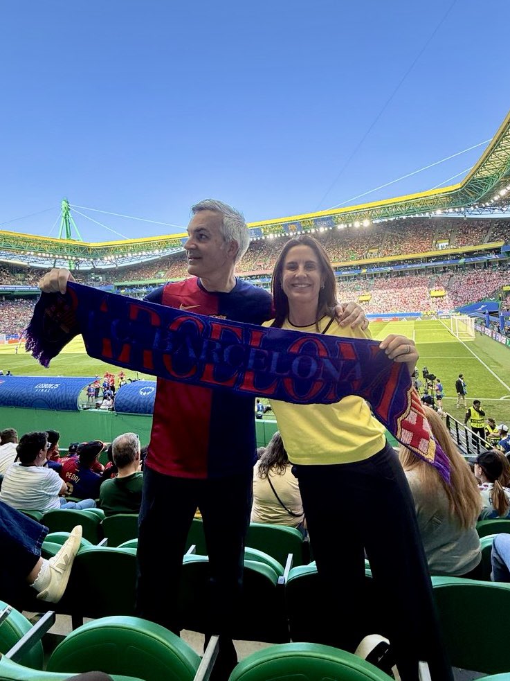 Seguiu movent el món, <a href="/FCBfemeni/">FC Barcelona Femení</a>!