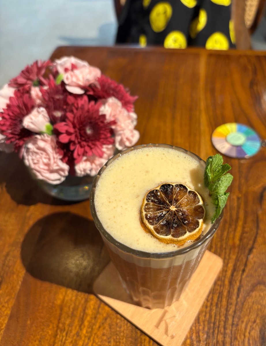 DeePakao's tweet photo. New Cafe in NoBa!
#Kampu Cafe https://t.co/OOcyAkNSXA