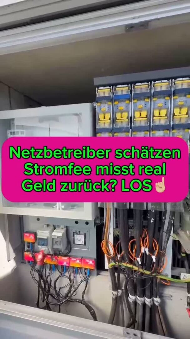 StromfeeA62943's tweet image. KEINE Zähler, KEINE Kontrolle 🚧🆘 aber HOHE Rechnung??
Willkommen in der Abrechnungsfalle 😩

#stromfee #stromkosten #netzbetreiber #messkonzept #biogas #trafo #abrechnungsbetrug #smartengineering #energymanagement #netzanalyse #transformator #kostenspa… instagr.am/p/DKCucFCoxgK/